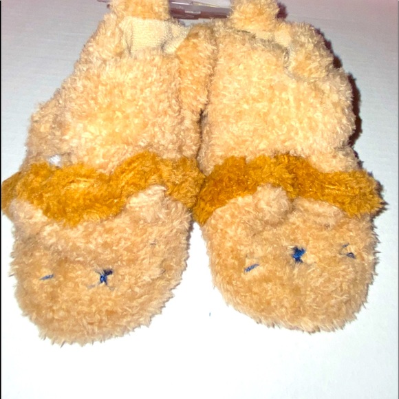 Carter's Shoes Carters Newborn Cute Fuzzy Slippers Poshmark